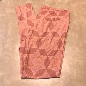 TC lularoe leggings